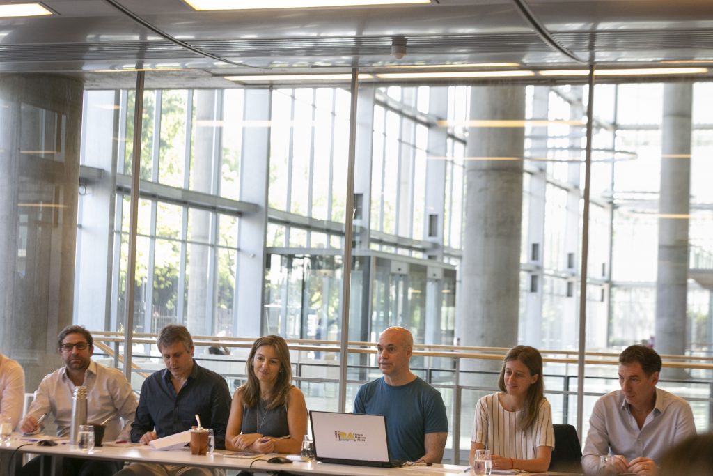 Los mayores fueron tema en la reunión de Gabinete abierto de Larreta
